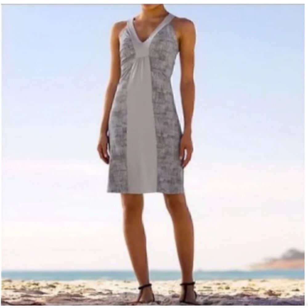 Patagonia Outdoor Sun Dress Stretch Cool Sport Mosaic‎ Grey Black size XS